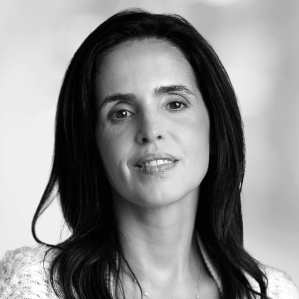 Flávia Rebello Pereira